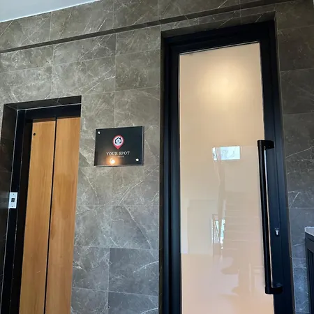 Apartamento Your Spot Tirana